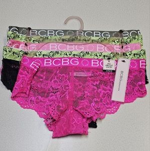 BCBGeneration (5) pack women lace underwear. Size(m).
